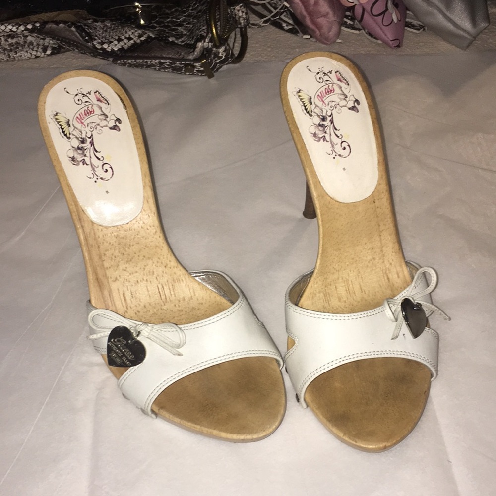 Guess sandals